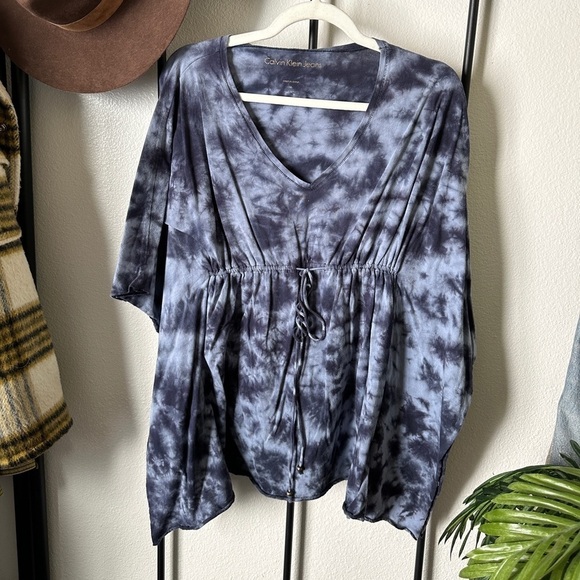 Calvin Klein Tops - Calvin Klein blue tie dye oversized bat sleeve flowy blouse shirt top boho